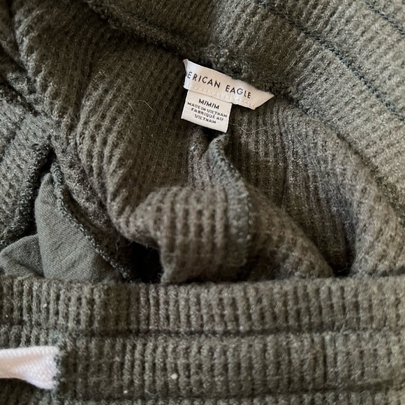 AE Waffle Super High Waisted Flare Pants; Size Medium; Color Forest Green 3rdpic - Picture 5 of 8